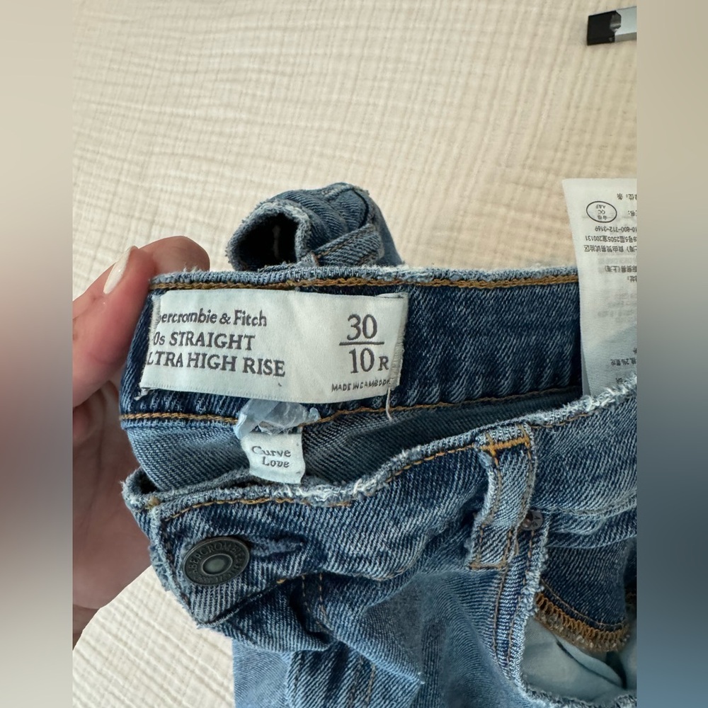 Jeans - Picture 4 of 4